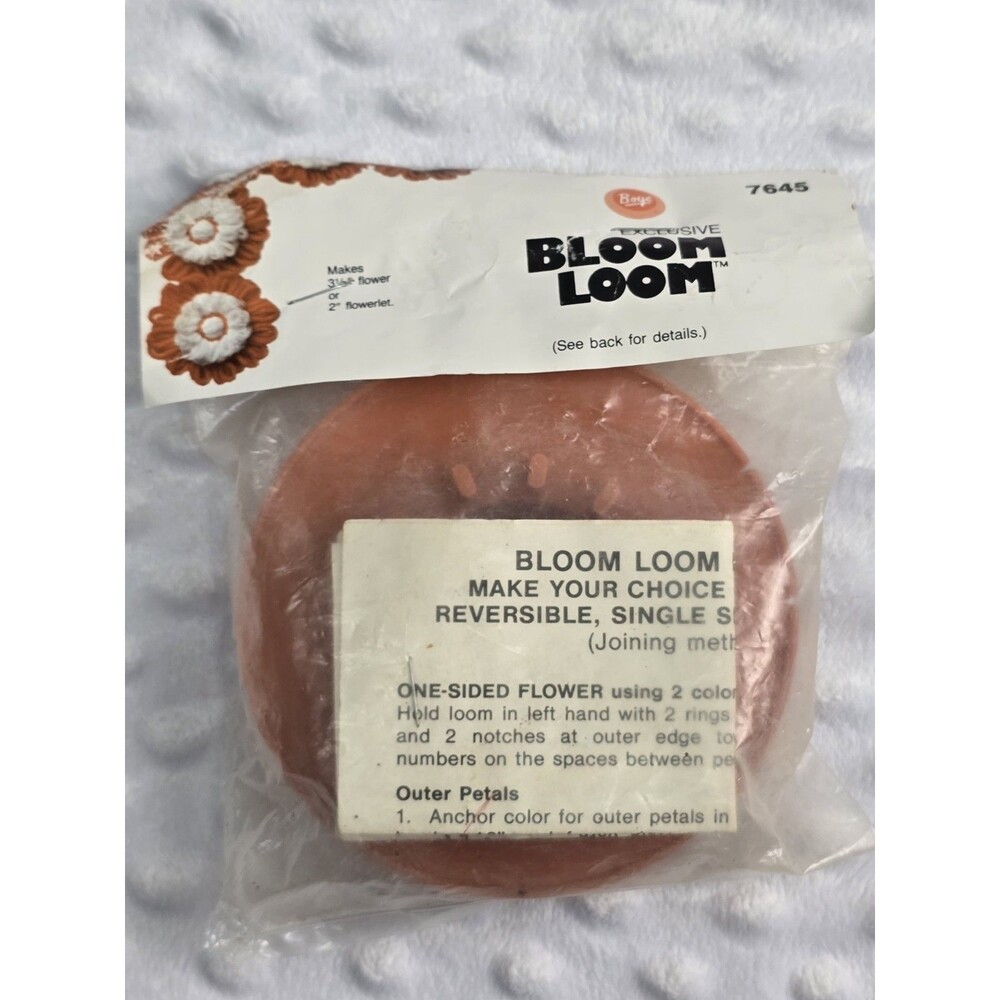 Vintage Flower Loom 1970's USA New Boye Crochet Double Flowerlet Bloom 7605